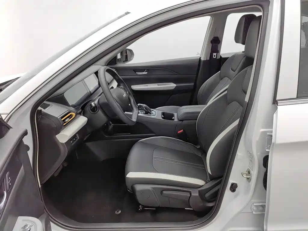 Dongfeng Aeolus Dongfeng Fengshen E70 2026 2023 Facelift PRO Smart Drive Edition