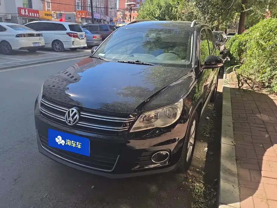 Volkswagen Tiguan 2011 2010 1.8TSI Automatic 4WD Elite