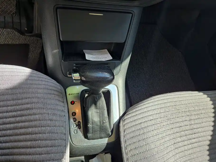 Volkswagen Tiguan 2011 2010 1.8TSI Automatic 4WD Elite