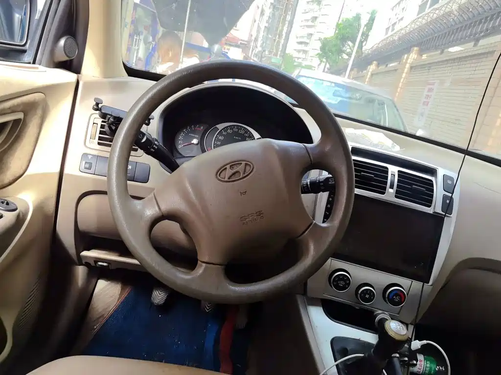 Hyundai Tucson 2014 2013 2.0L Manual 2WD Fashion