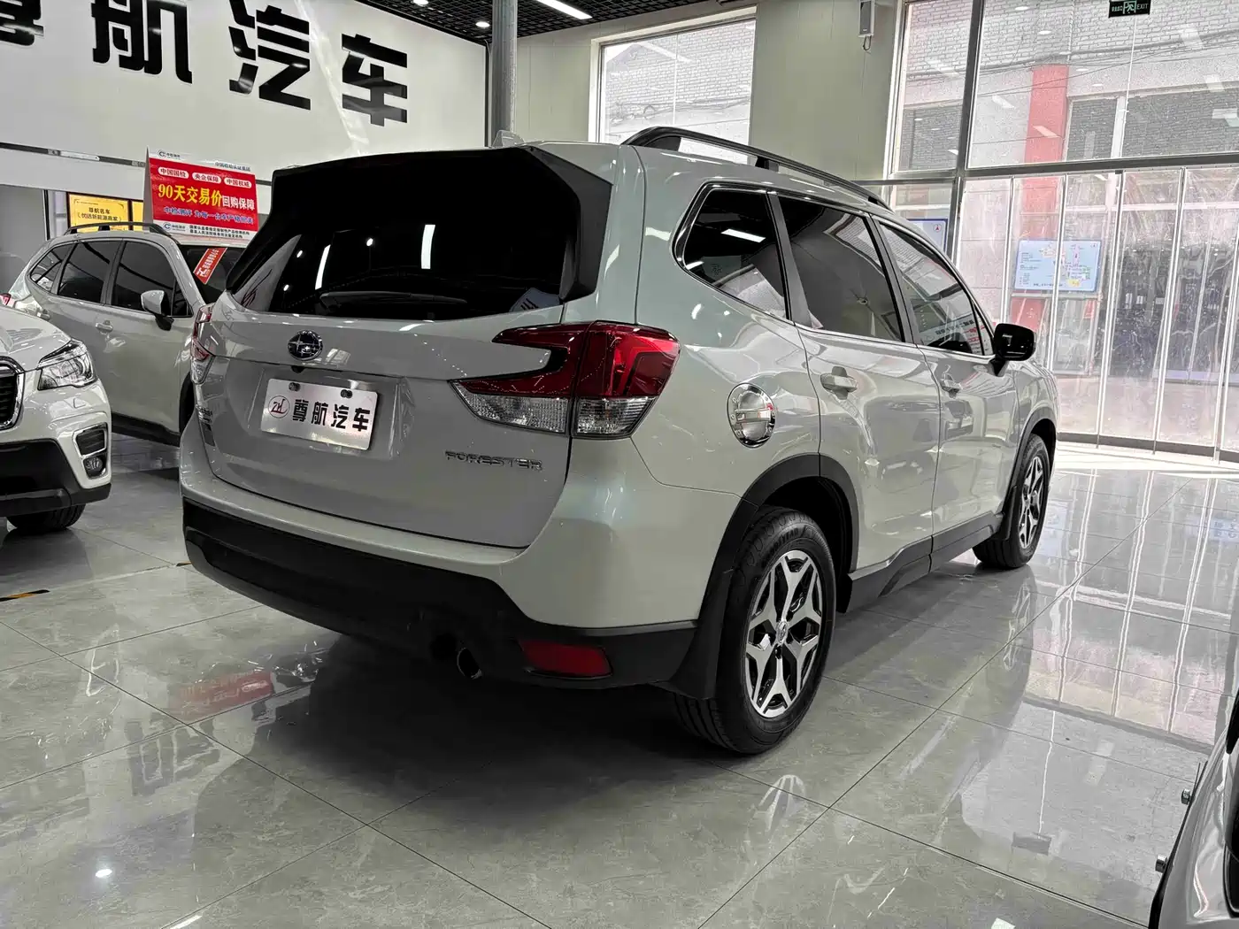 Subaru Forester 2019 2.0i Luxury Edition EyeSight фото 6
