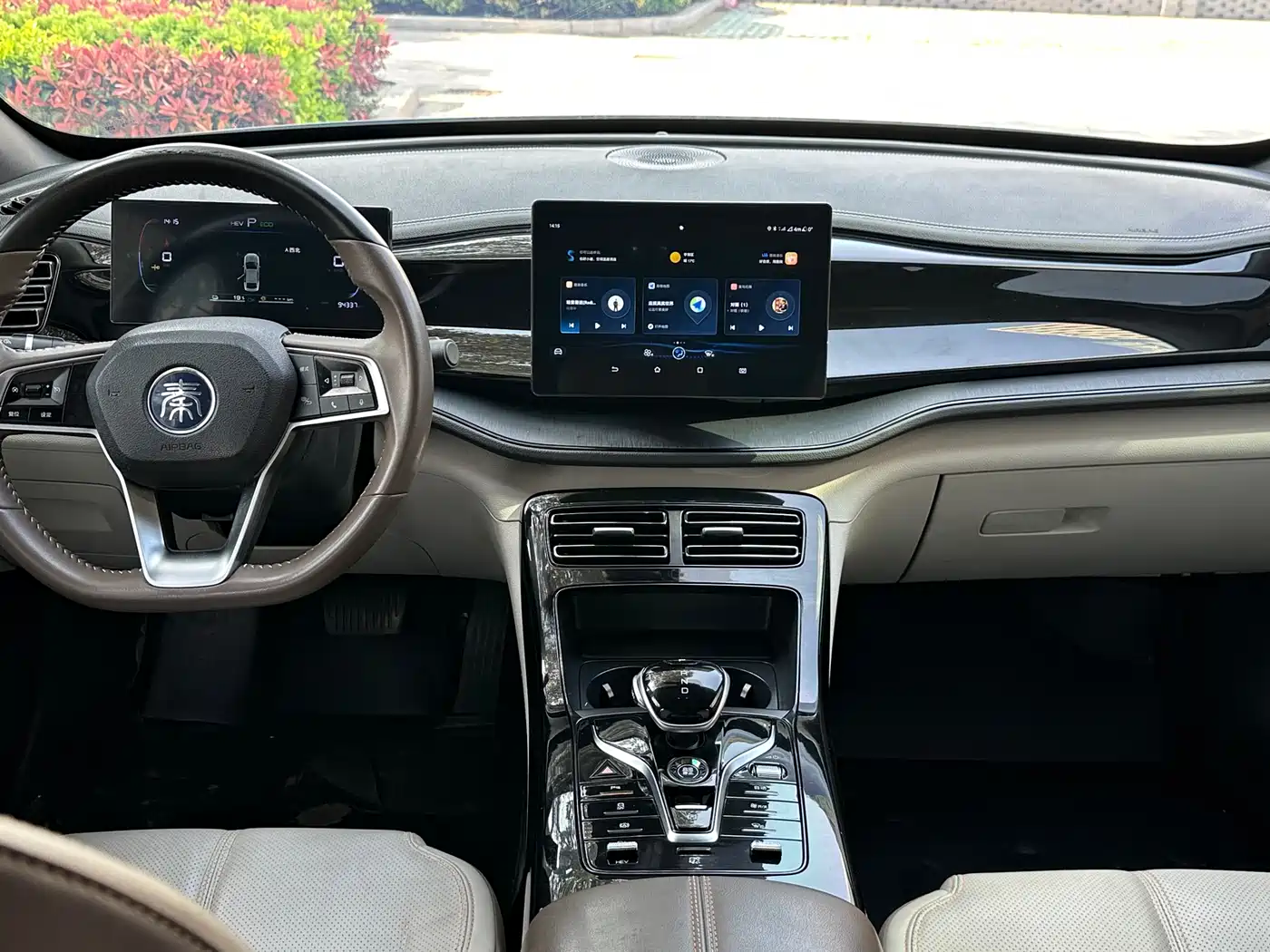 BYD Qin PLUS 2023 Champion Edition DM-i 55KM Leading фото 6