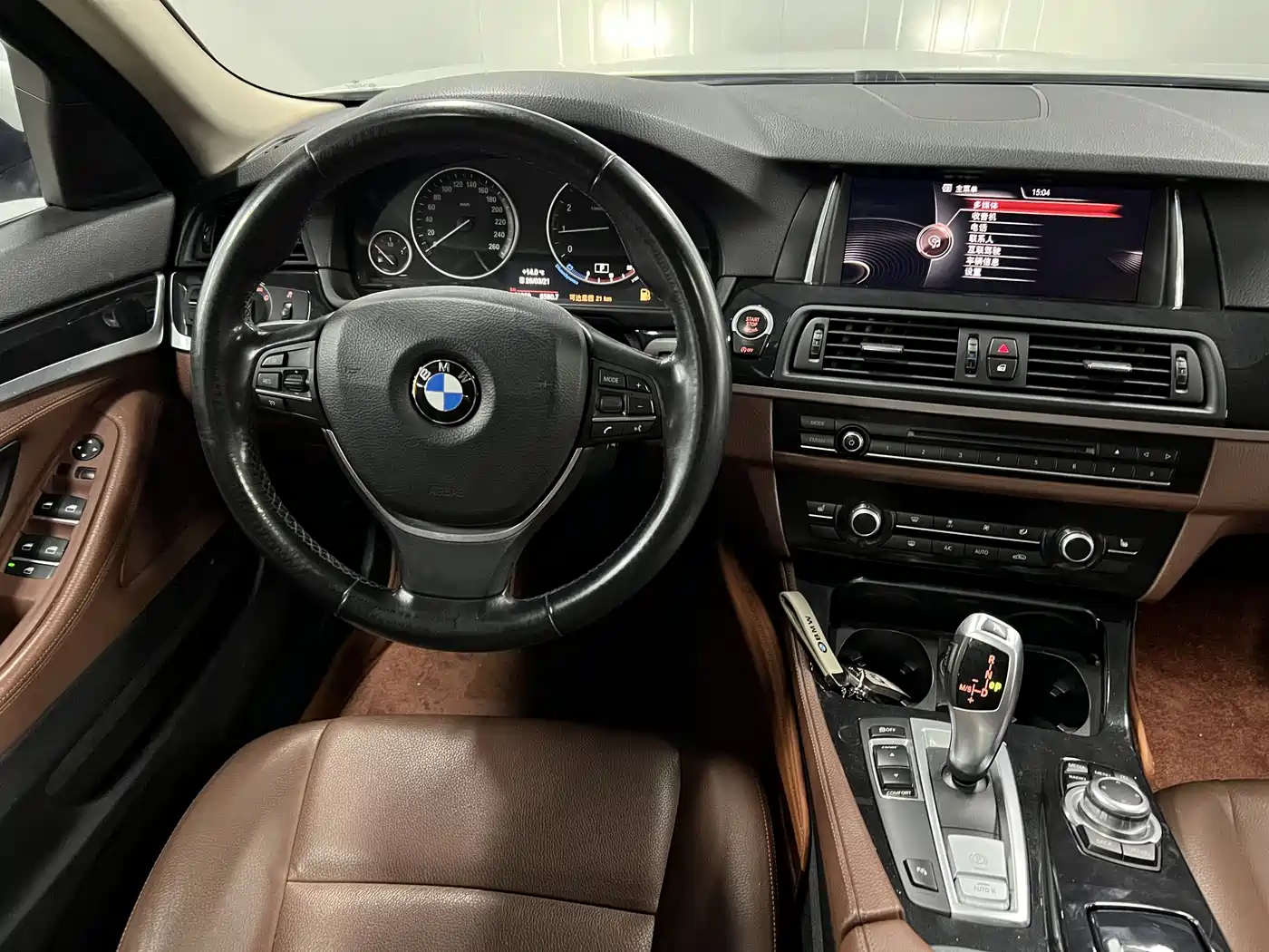 BMW 5 Series 2017 520Li Classic Edition фото 12