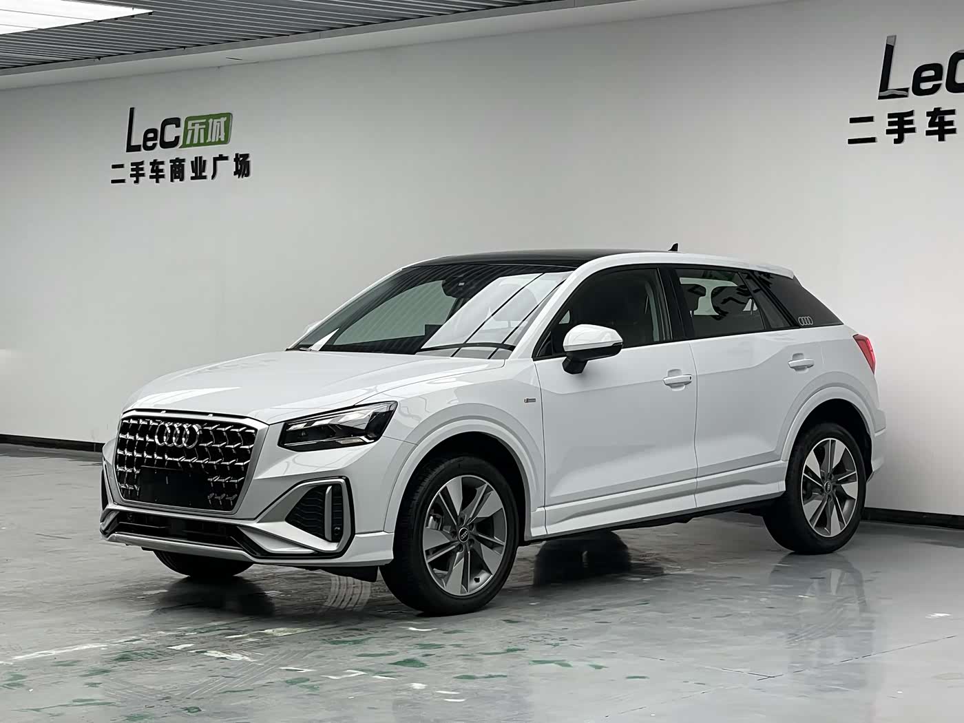 Audi Q2L