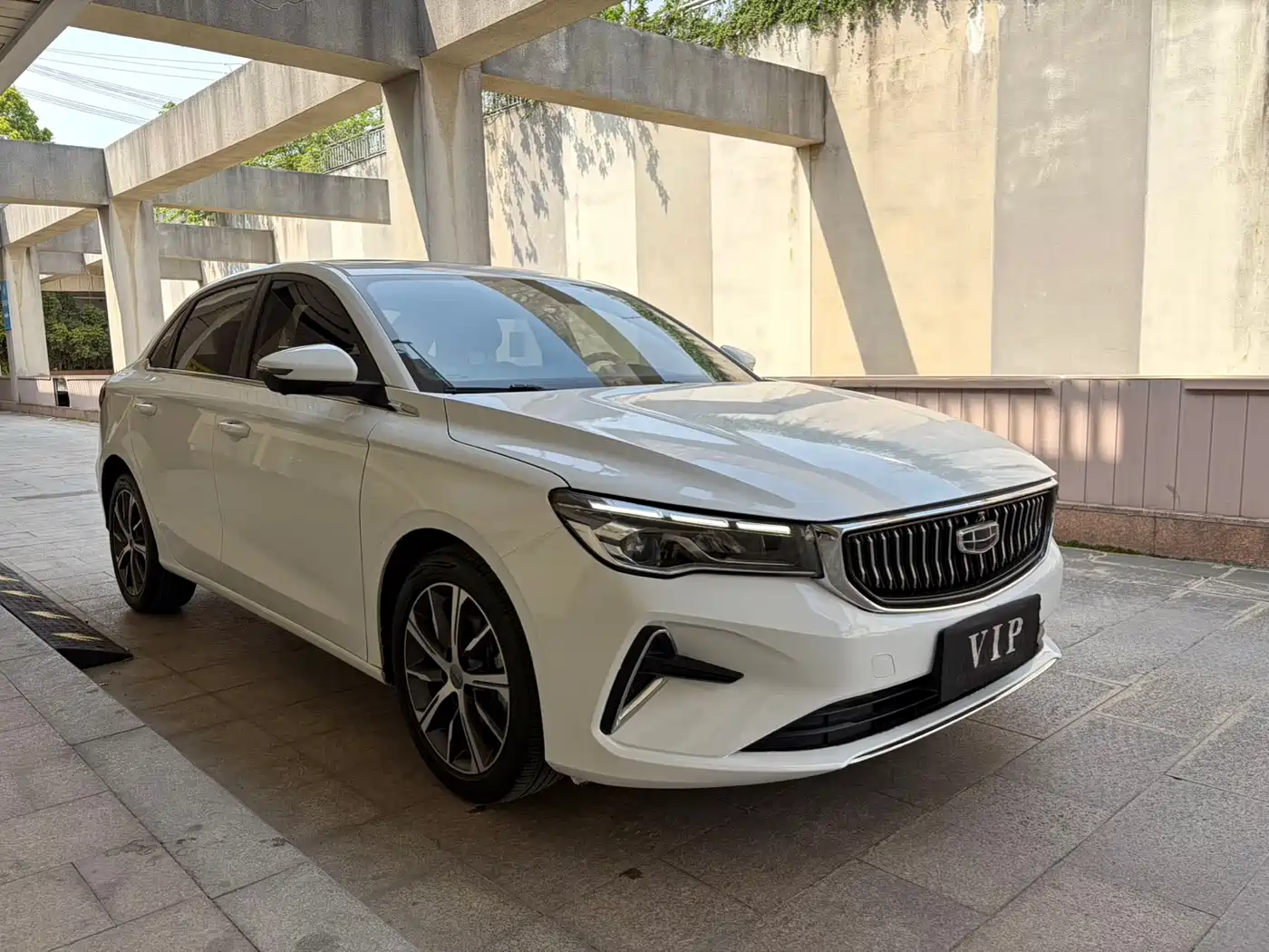 GEELY AUTOMOBILE EMGRAND