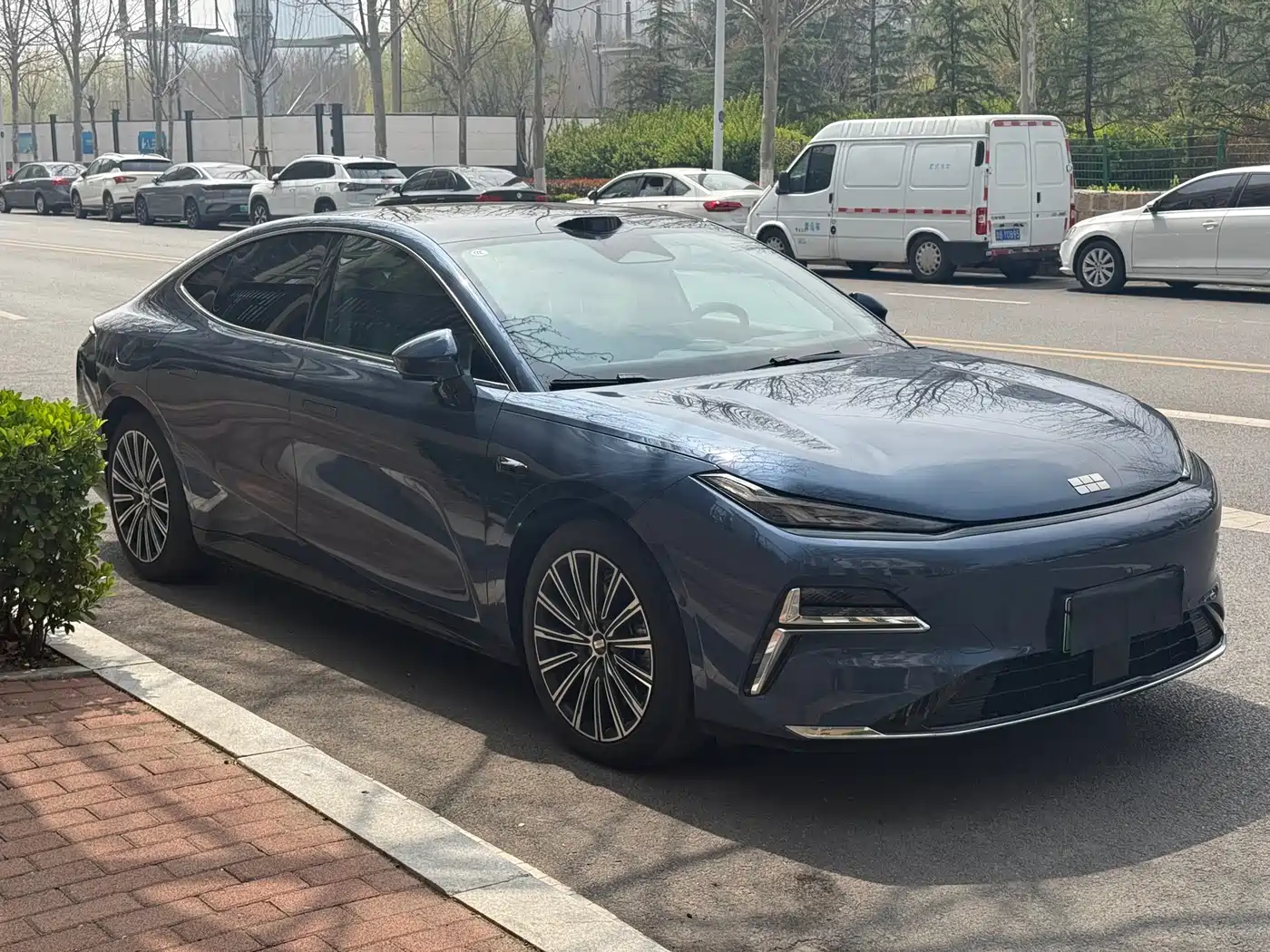 GEELY GALAXY GALAXY SPARKLE 8