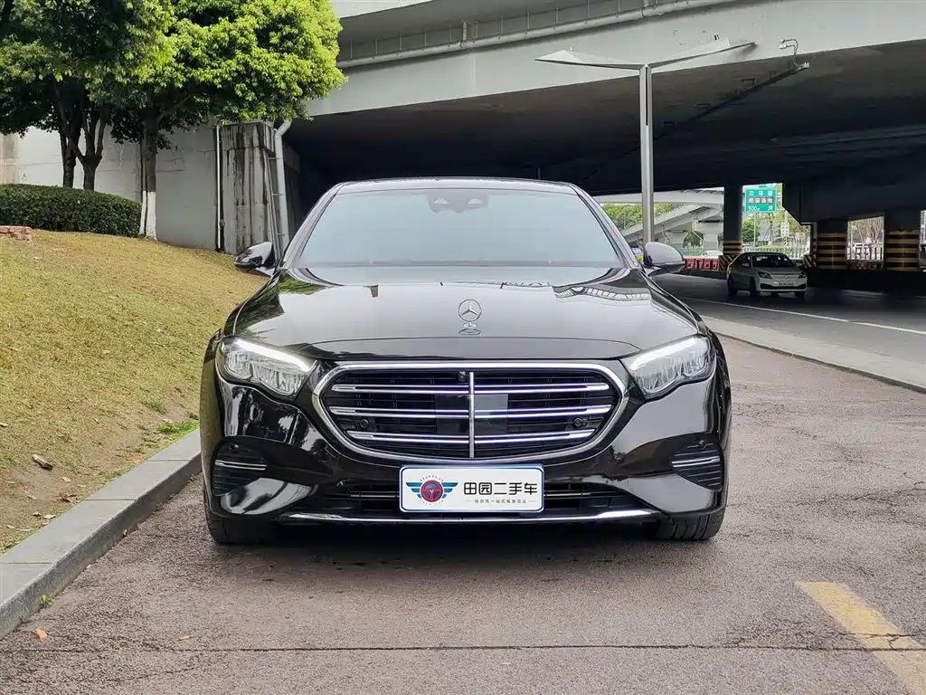 Mercedes-Benz E-Class 2024 Model E 300 L Luxury фото 2