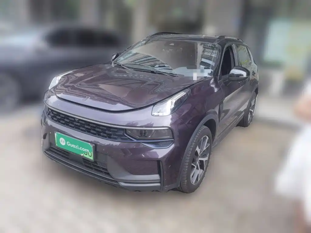 Lynk & Co 01 EM-P 2021