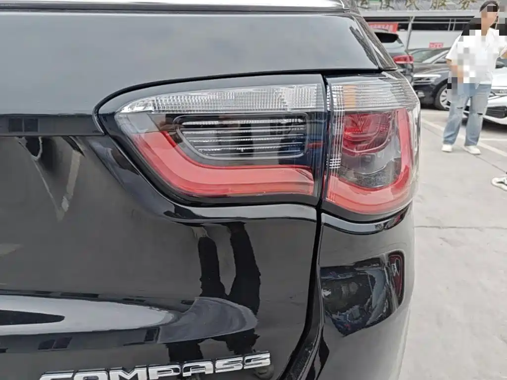 Jeep Compass 2022 2021 220T Automatic Leading Edition