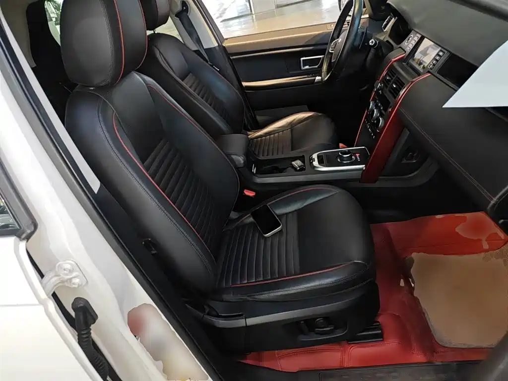 Land Rover Discovery Sport 2019 240PS SE Dynamic Edition China VI фото 25