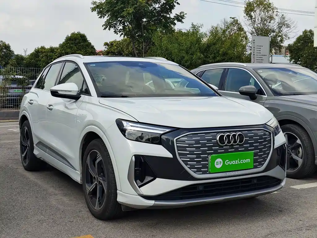Audi Q4 e-tron 2025 2024 40 e-tron Creation Edition