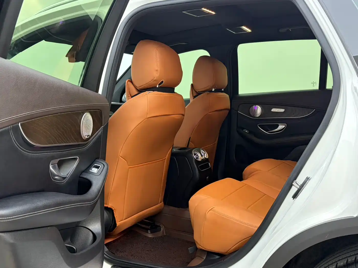Mercedes-Benz GLC 2020 GLC 260 L 4MATIC Luxury фото 5