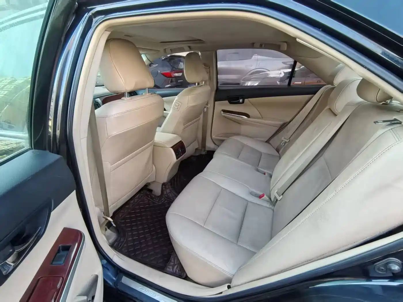 Toyota Camry 2013 2.5G Comfort фото 9