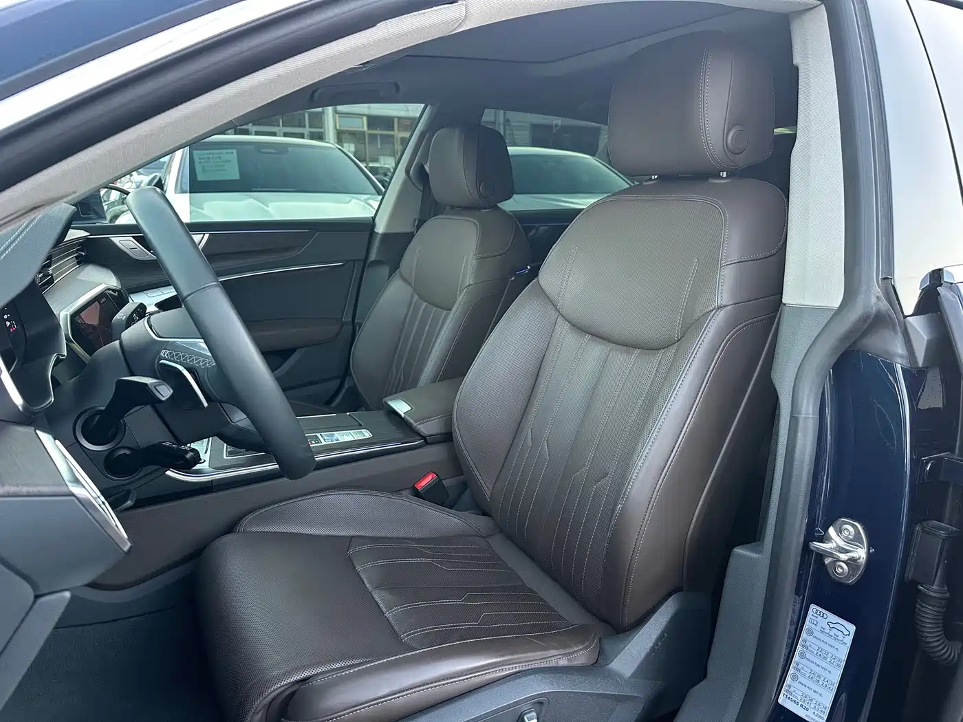 Audi A7L 2022 55 TFSI quattro S-line Horizon Edition Crystal Flow Package фото 6