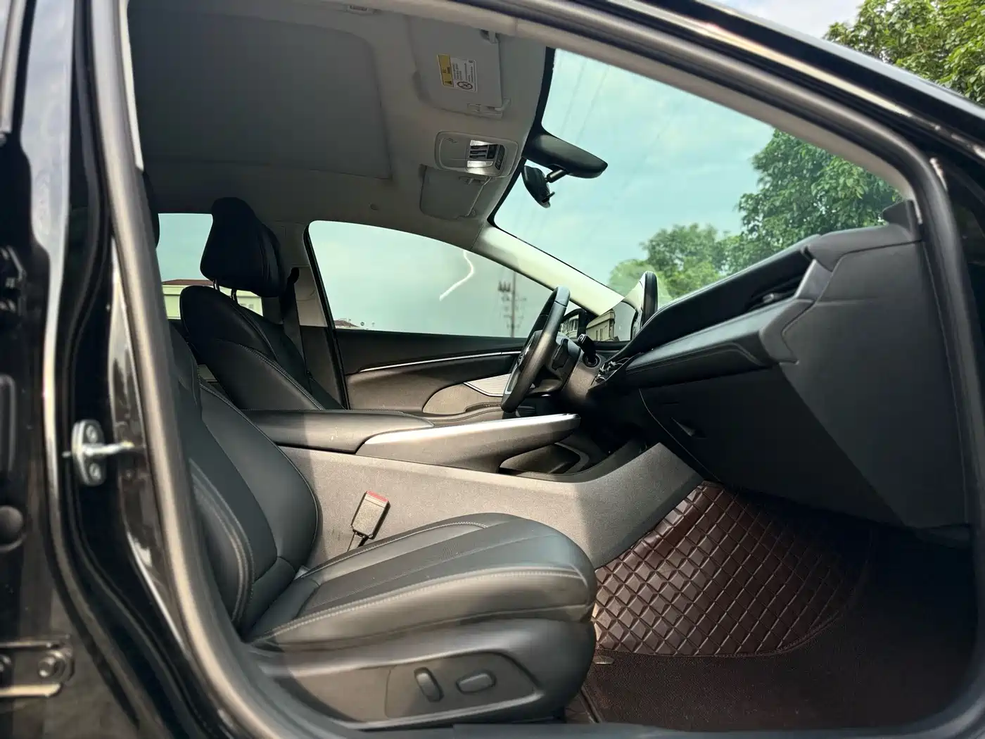 Buick LaCrosse 2026 2023 25T Cross Edition