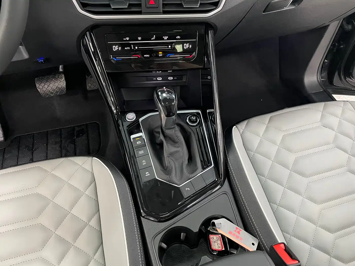 Volkswagen Tayron 2023 280TSI 2WD Luxury Plus Advanced Edition фото 11