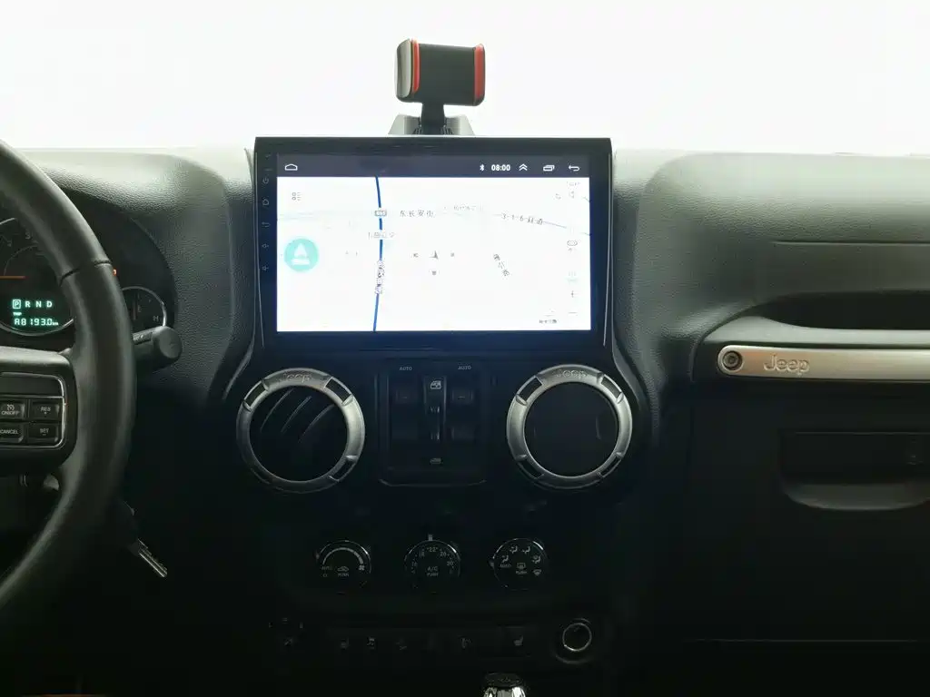Photo 12 - Jeep Wrangler