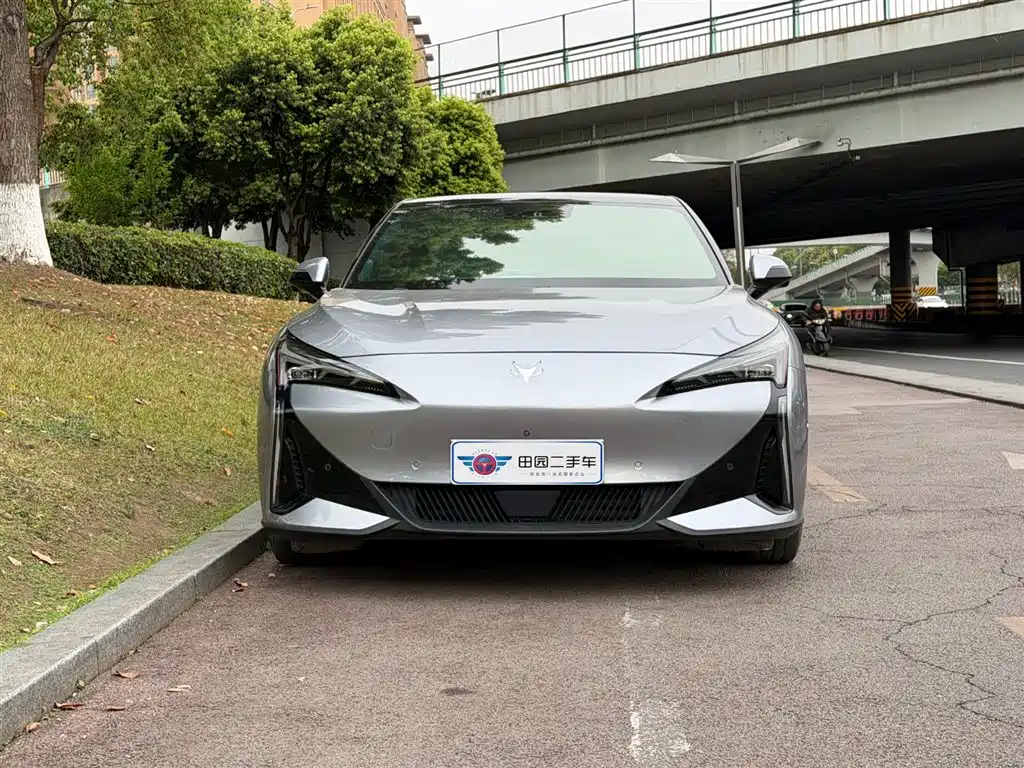 ARCFOX EXTREME FOX POLAR FOX ALPHA S5