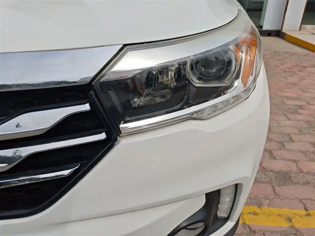GAC Trumpchi Trumpchi GS4 2017 235T Automatic 2WD Elite фото 24