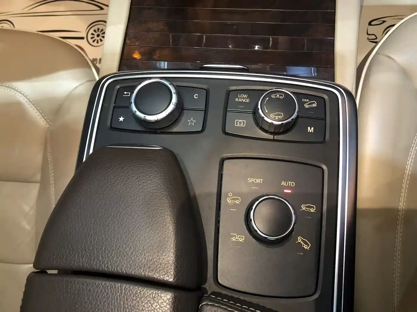 Mercedes-Benz M-Class 2014 ML 400 4MATIC Luxury фото 9