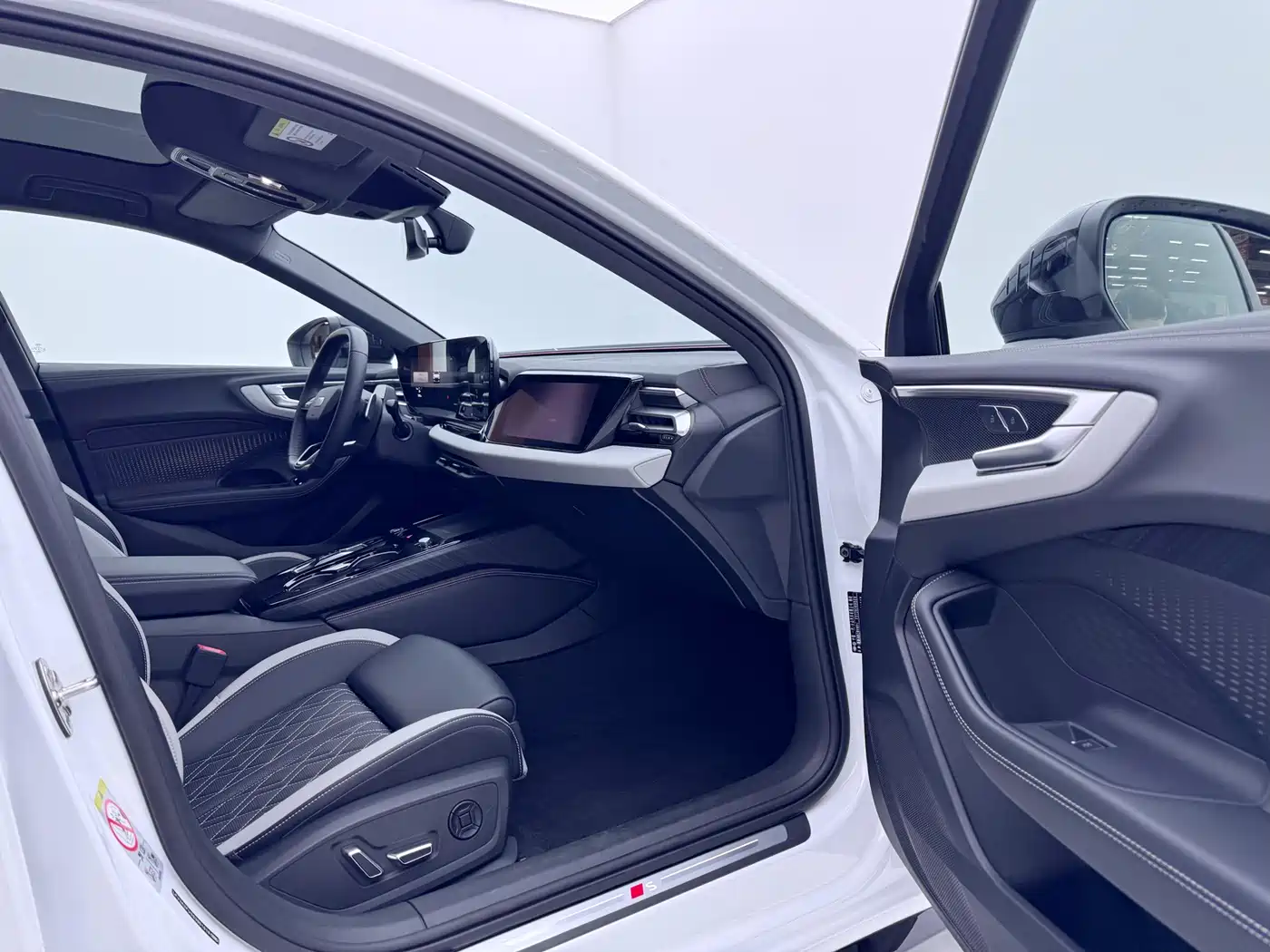 Audi A5L 2025 2.0T Sport Edition Plus фото 6