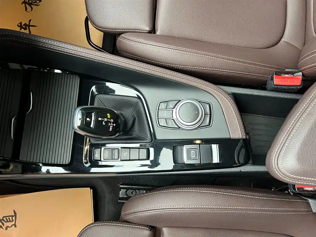 BMW X1 2021 Facelift sDrive20Li Premium фото 13