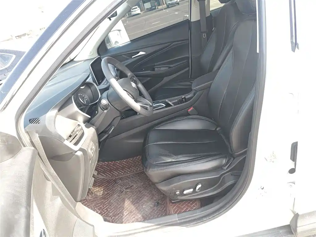 BUICK ANGKOLA
