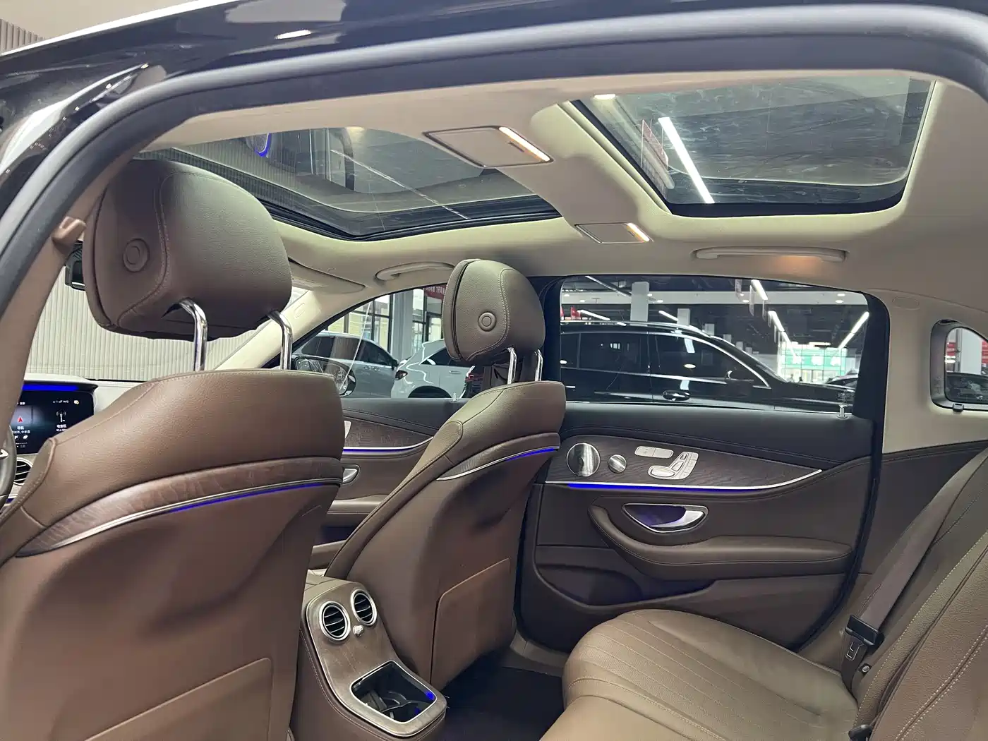 MERCEDES-BENZ E CLASS