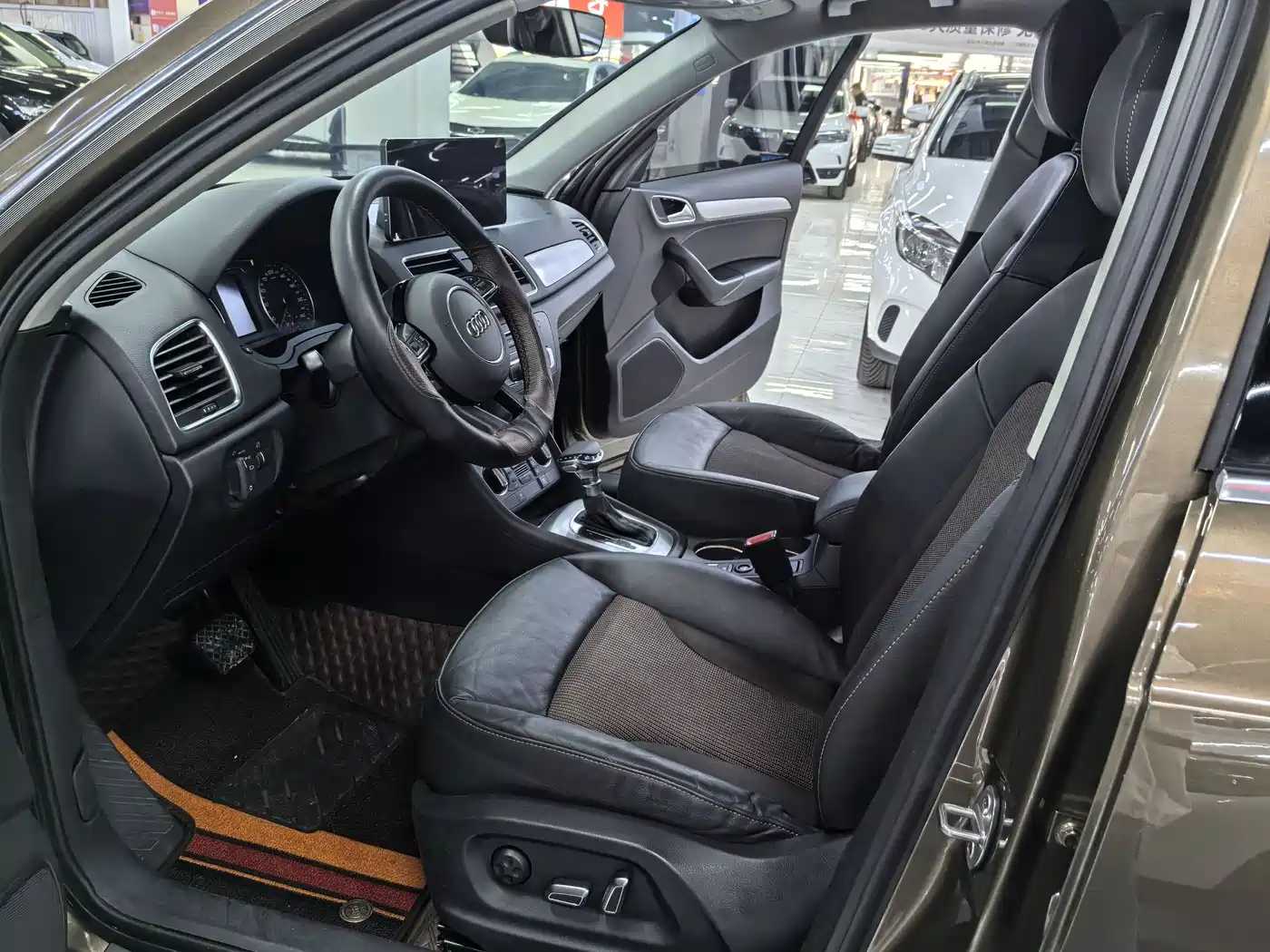 Audi Q3 2018 30th Anniversary Edition 30 TFSI Fashion фото 7