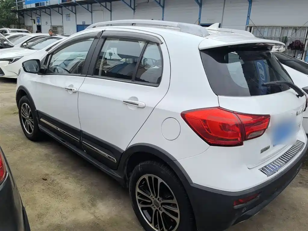 Haval H1 2016 Facelift Blue Label 1.5L AMT Comfort фото 5
