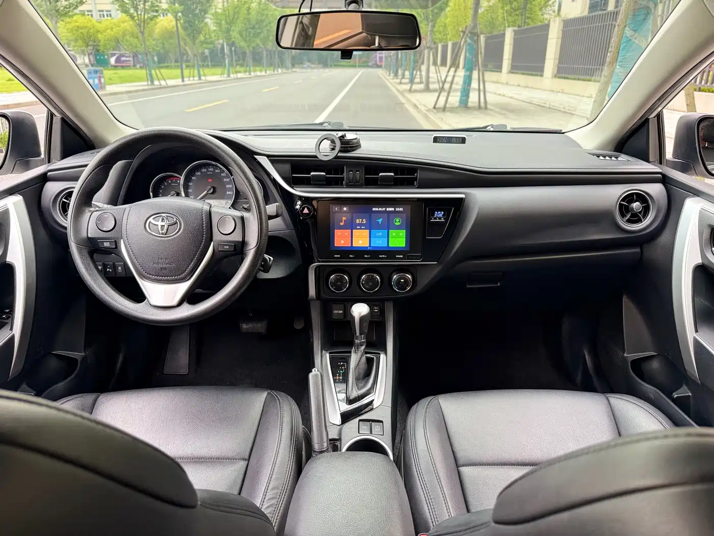 Toyota Levin 2017 Facelift 185T CVT Elite (China V) фото 6