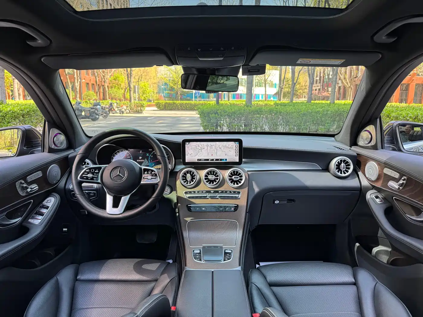 Mercedes-Benz GLC 2020 Facelift GLC 300 L 4MATIC Dynamic фото 8