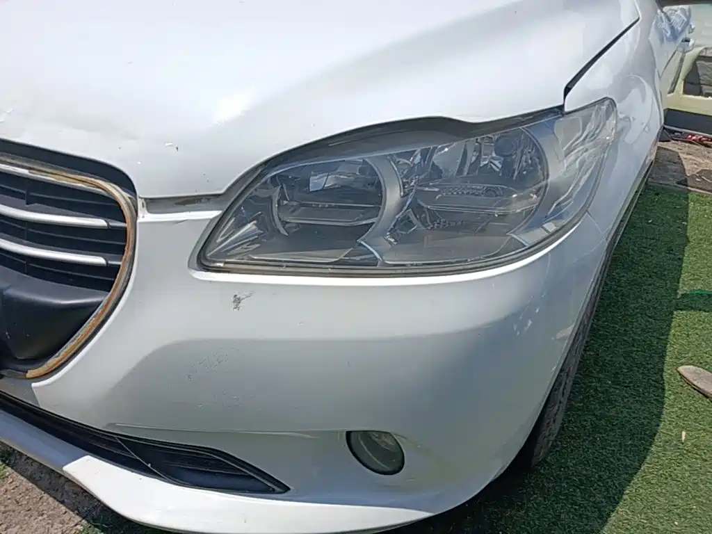 Peugeot 301 2016 2016 1.6L Manual Comfort Edition