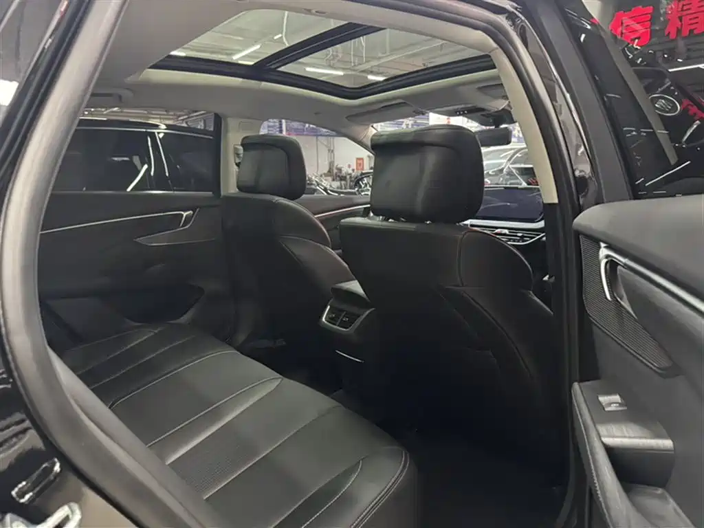 Buick LaCrosse 2023 28T Premium Edition фото 21