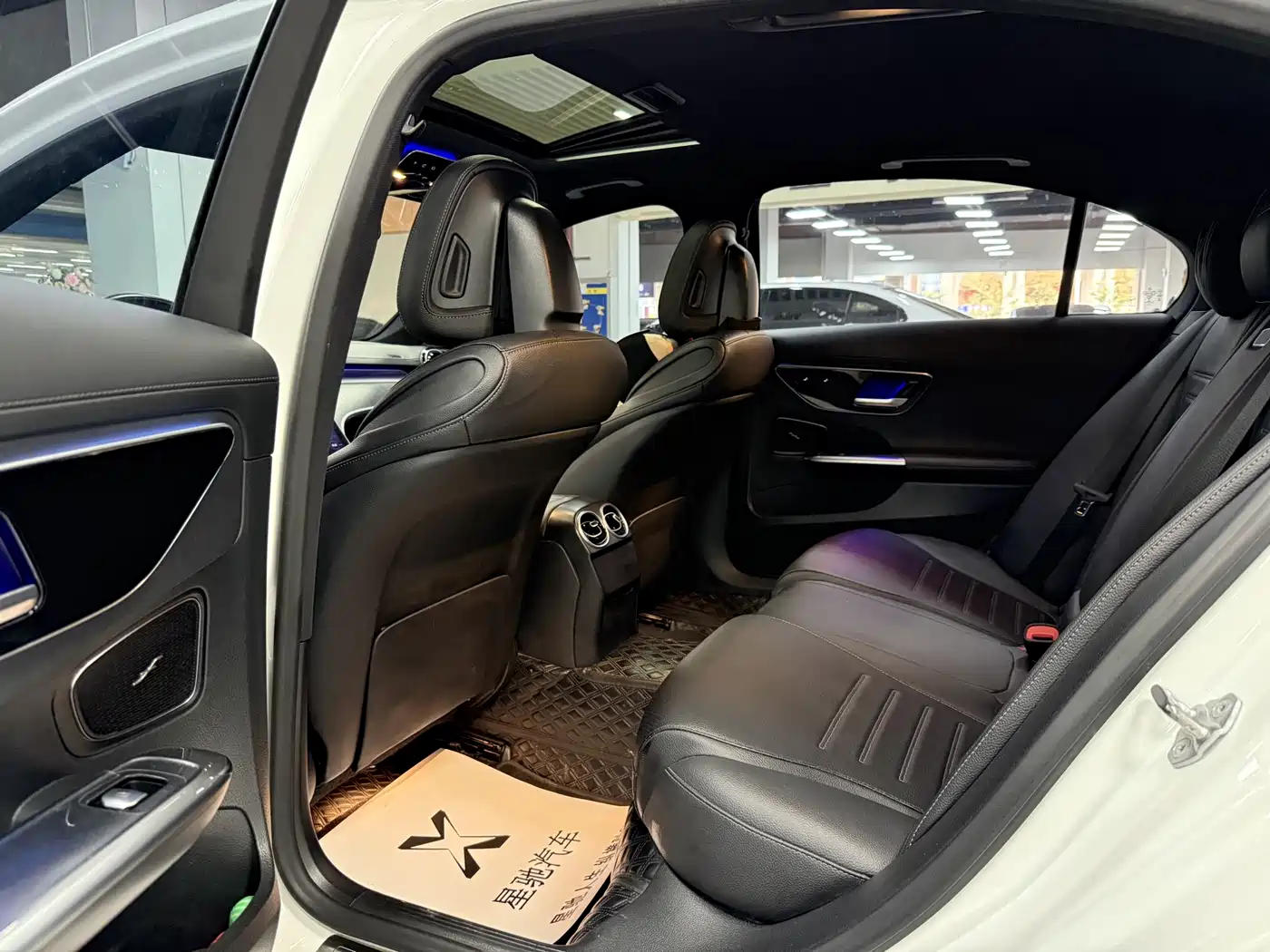 Mercedes-Benz C-Class 2022 C 200 L Sport Version фото 7