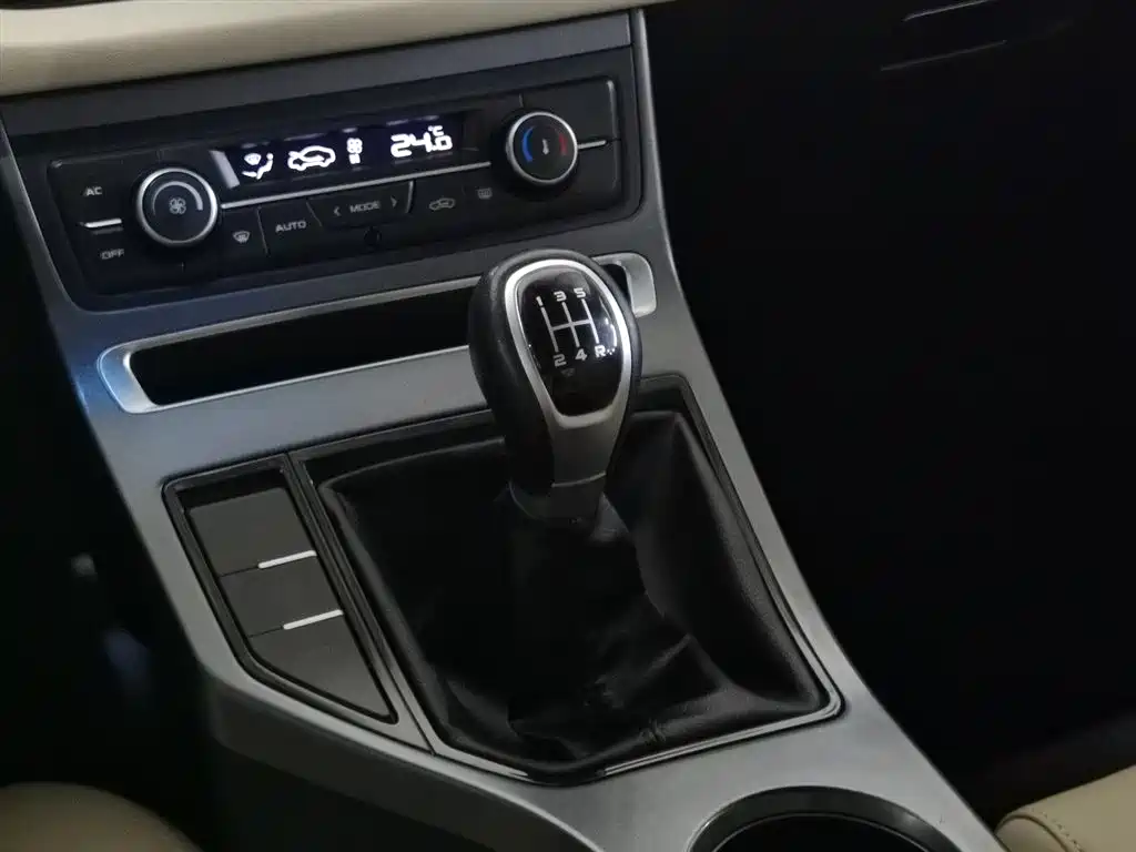 GEELY AUTOMOBILE EMGRAND