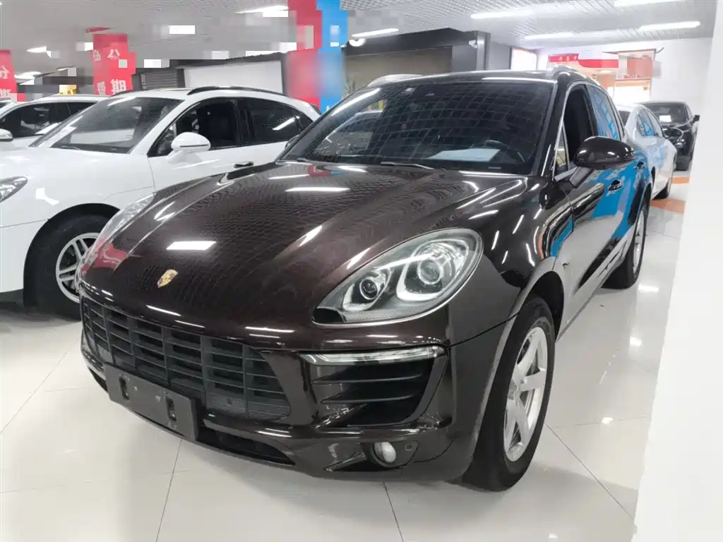 Porsche Macan 2017 Macan 2.0T фото 2
