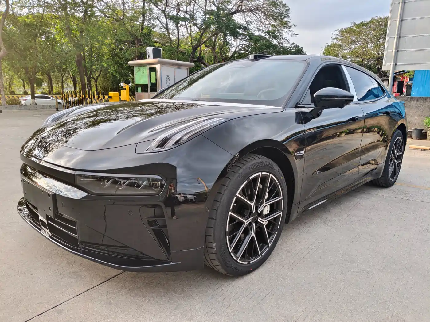 ZEEKR EXTREME KRYPTON 001