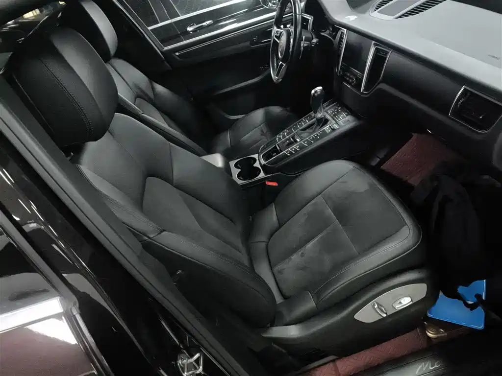 Porsche Macan 2017 Macan 2.0T фото 20