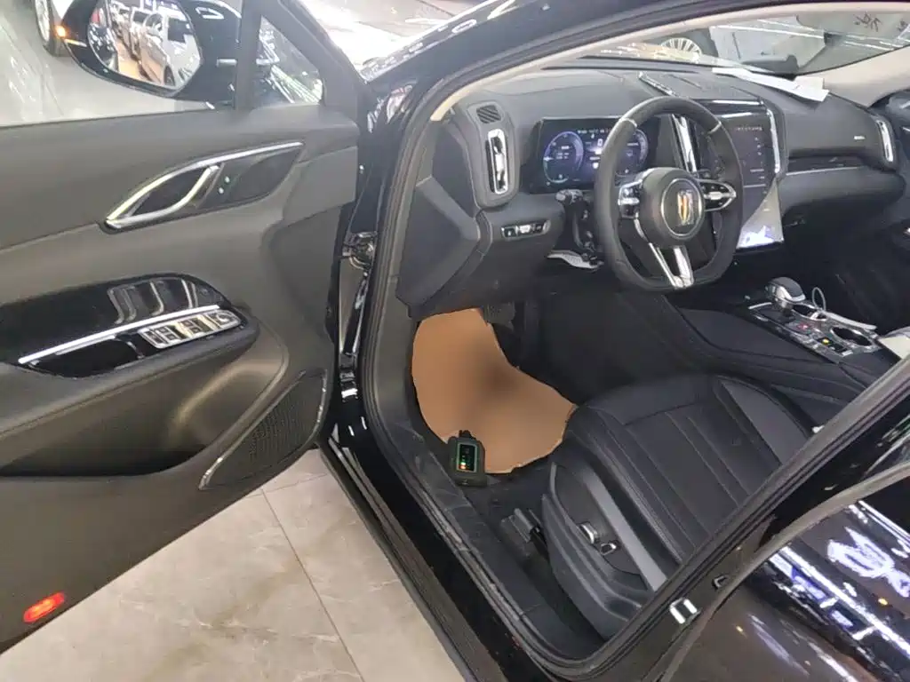 Hongqi HS3 PHEV 2026 2024 PHEV 115km Power Edition