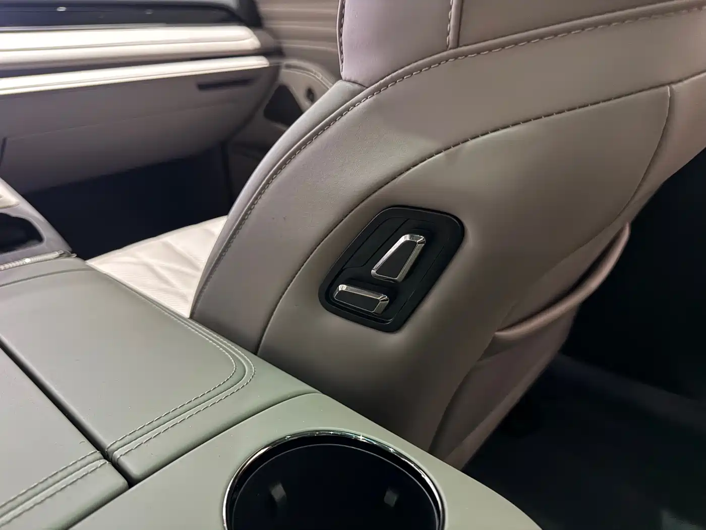 GEELY GALAXY GALAXY SPARKLE 8