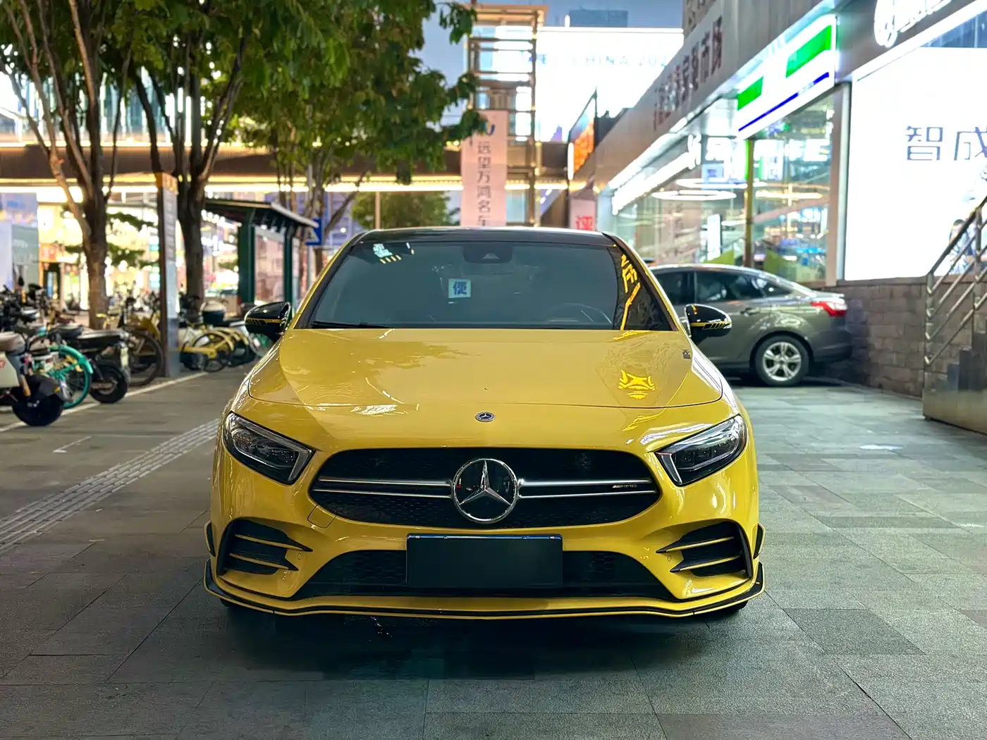 MERCEDES-BENZ A CLASS AMG