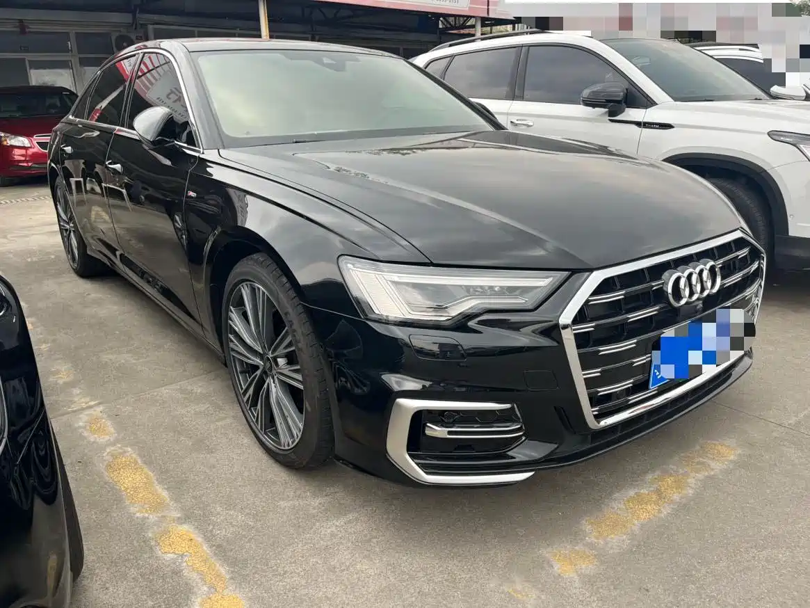 Фото 3 - Audi A6L