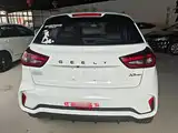 Фото 6 - Geely Vision X3