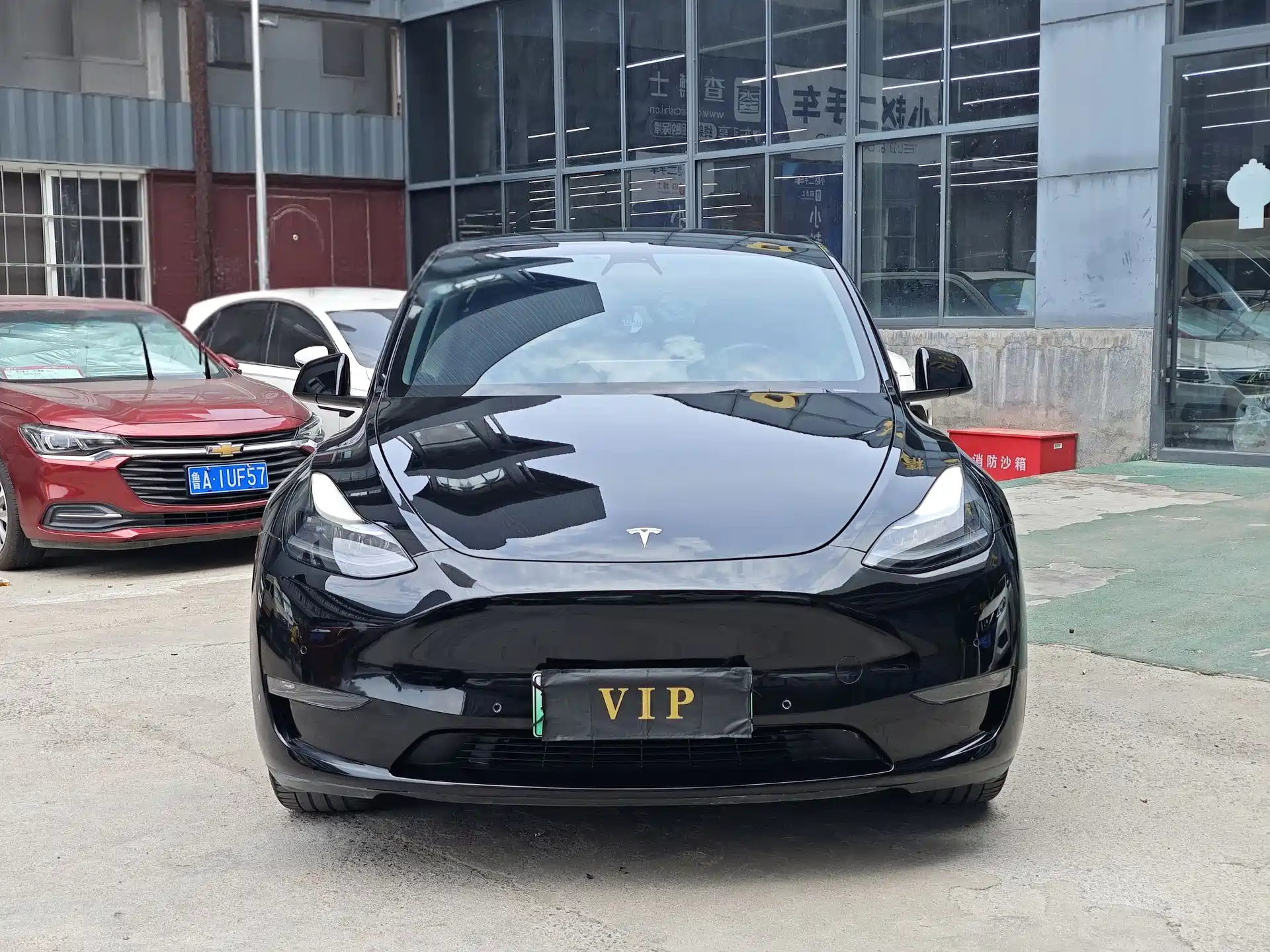 Фото 2 - Tesla Model Y