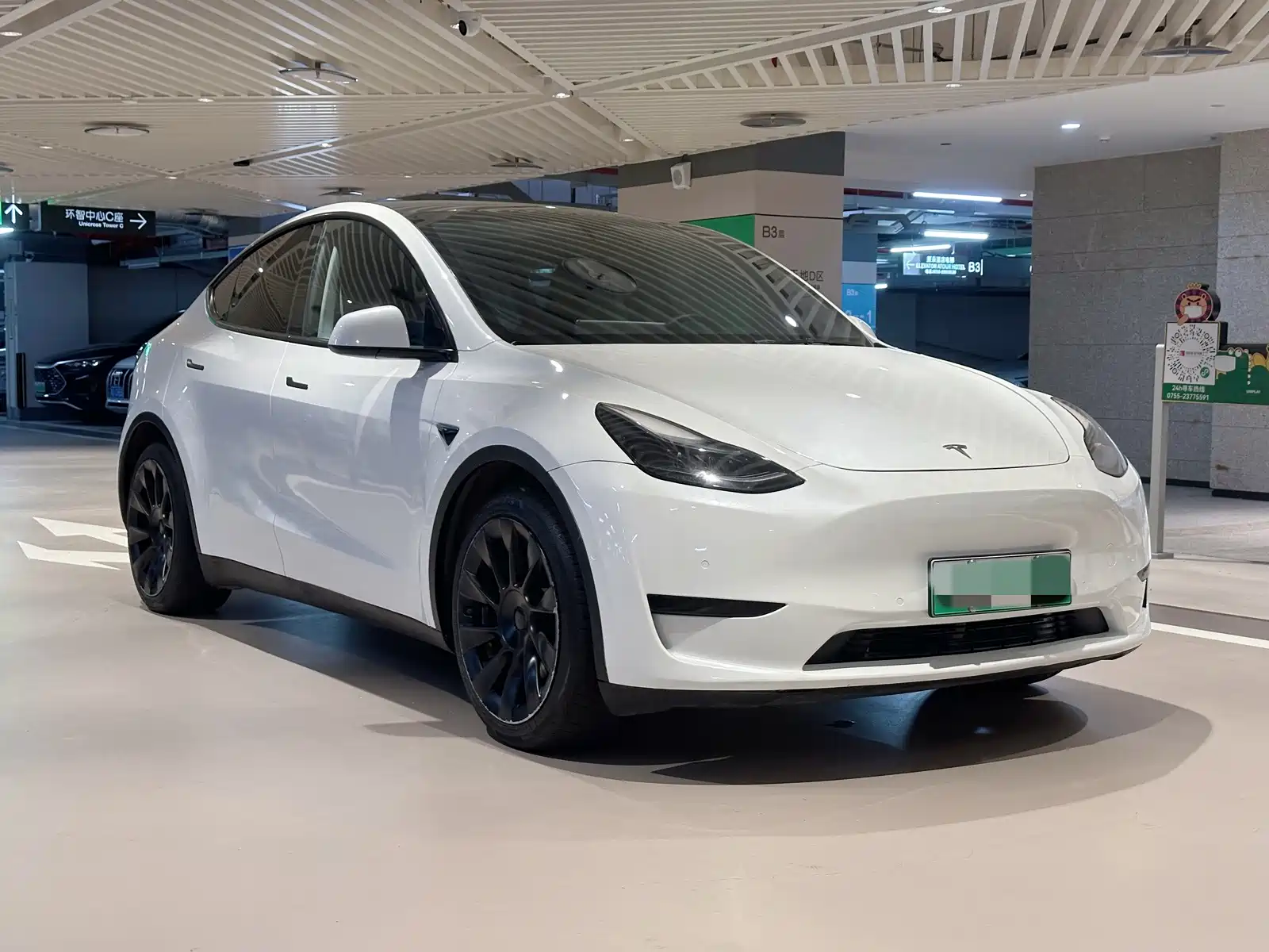 Фото 3 - Tesla Model Y