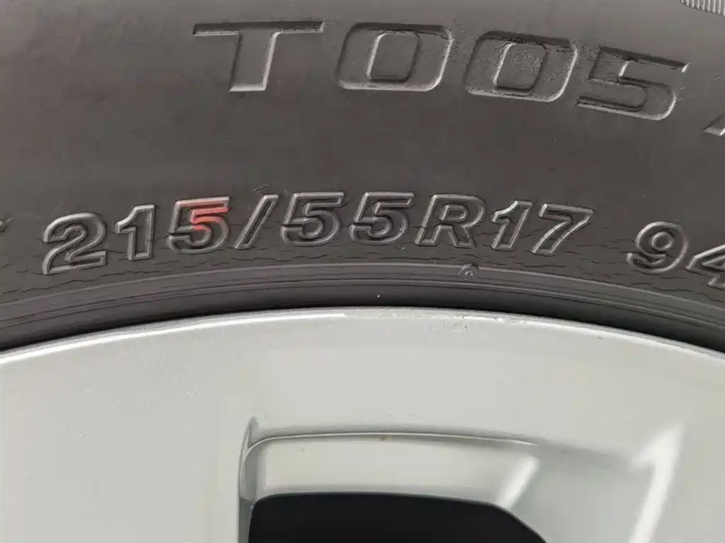Toyota Camry 2018 2.0G Luxury Edition фото 24