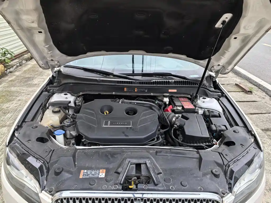2020 Lincoln MKZ