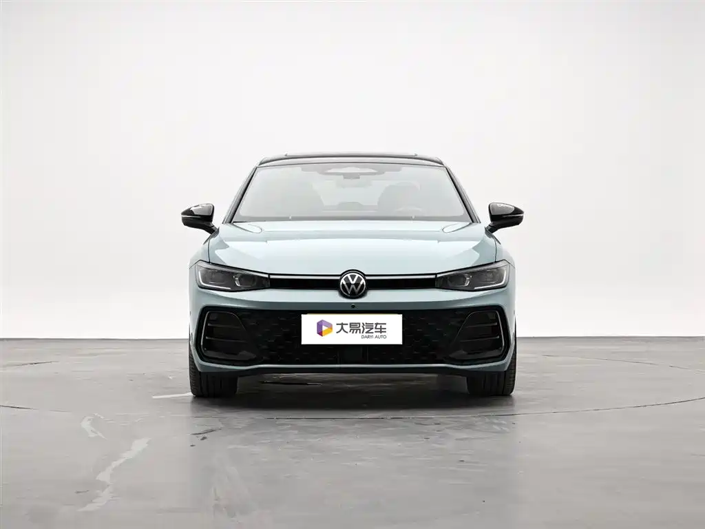 Volkswagen Passat 2025 Model Pro 380TSI Starlight Dragon Premium Edition фото 2