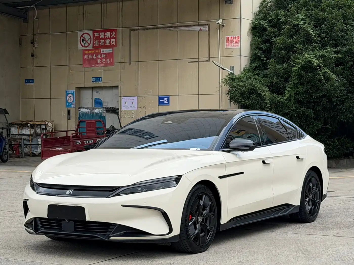 BYD Han 2022 EV Genesis Edition 715KM FWD Flagship